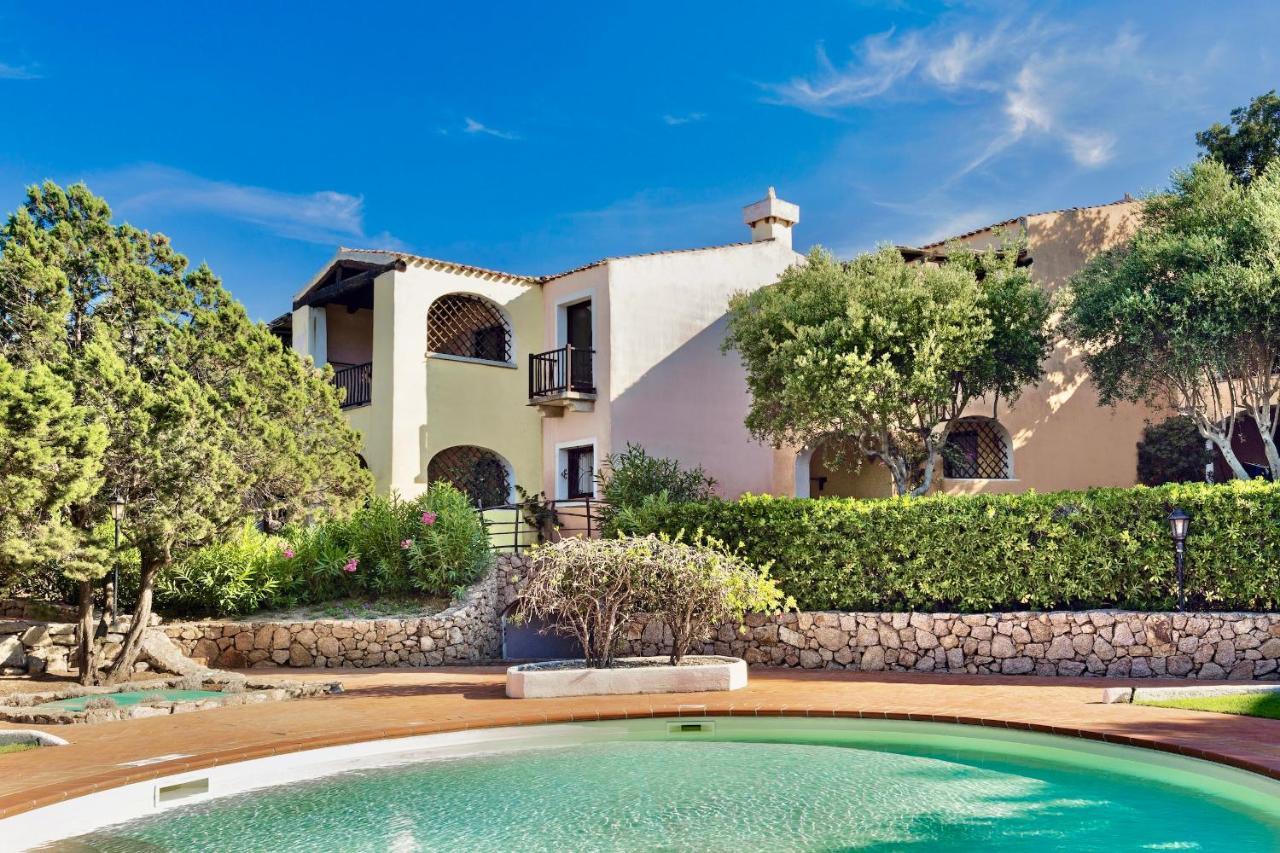Residence Con Piscina A Liscia Di Vacca, 350 Mt Dal Mare, 3 Km Da Porto Cervo Exterior foto